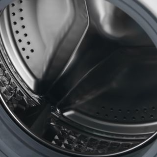 453560